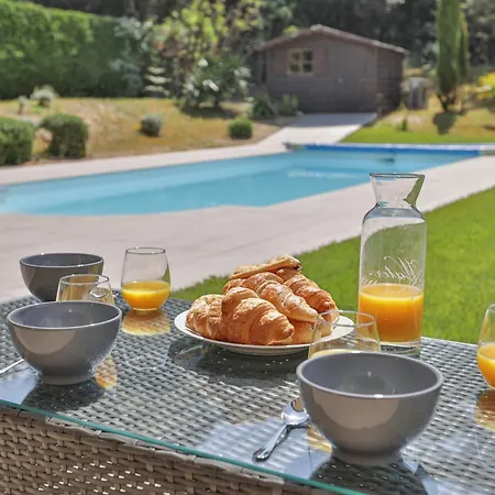 Familiale Proche Plage&forêt Avec Piscine Privée à Sur *