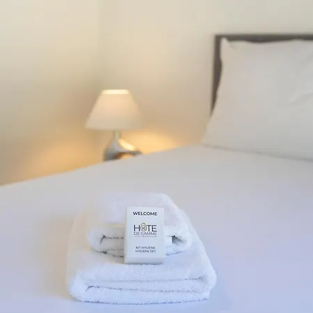 Familiale Proche Plage&forêt Avec Piscine Privée à Sur Villa