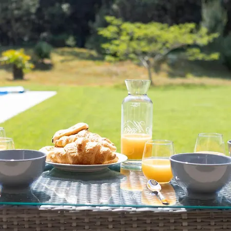 Familiale Proche Plage&forêt Avec Piscine Privée à Sur Villa