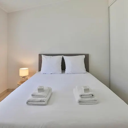 Familiale Proche Plage&forêt Avec Piscine Privée à Sur Jard-sur-Mer