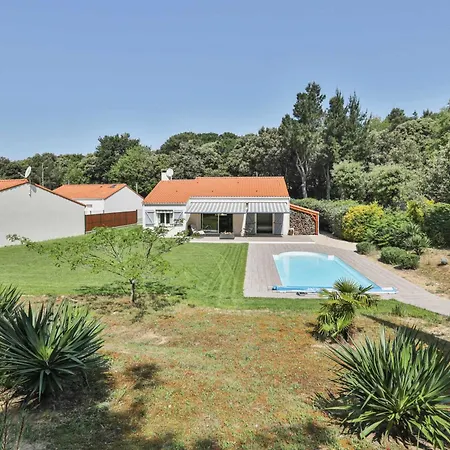 Villa Familiale Proche Plage&forêt Avec Piscine Privée à Sur *