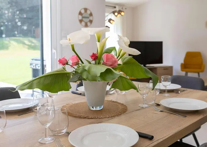 Familiale Proche & Foret Avec Piscine Privee A Sur *